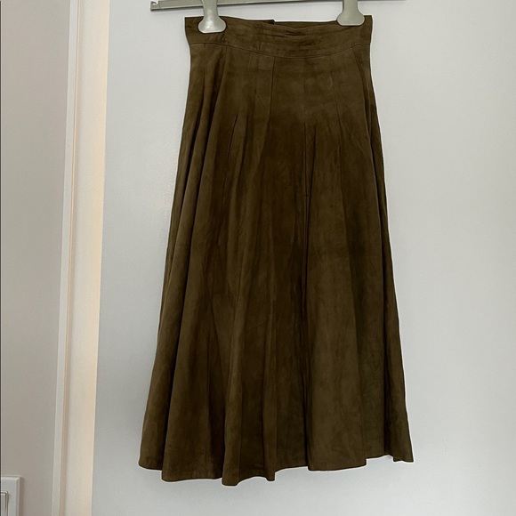 Maxfield Parrish London Green suede Leather Flare Midi skirt size M (23